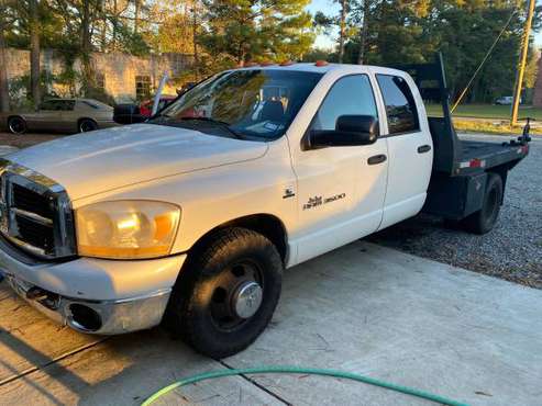 2006 Ram 3500 Crew Cab Dually Flatbed/Gooseneck w/New Cummings... for sale in Wallace, NC