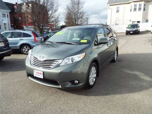2013 Toyota Sienna XLE AWD Green, - cars & trucks - by dealer -... for sale in Lawrence, MA