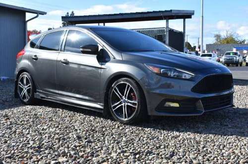 2016 Ford Focus ST - cars & trucks - by dealer - vehicle automotive... for sale in Springfield, OR