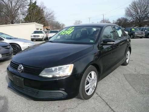 2012 VOLKSWAGON JETTA - cars & trucks - by dealer - vehicle... for sale in KCMO, MO