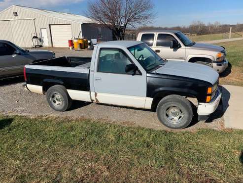 1993 CHEVY SB 350 V8 - cars & trucks - by owner - vehicle automotive... for sale in Leavenworth, MO