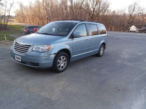 2008 Chrysler Town & Country Touring - cars & trucks - by dealer -... for sale in La Farge, WI