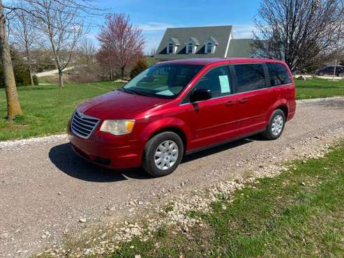 2009 Chrysler Town and Country LX 4dr Mini-Van - cars & trucks - by... for sale in New Bloomfield, MO