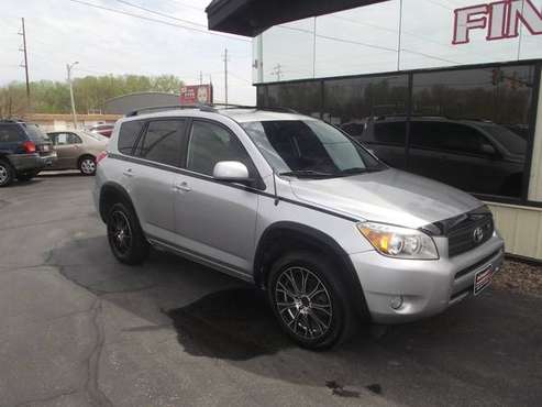 2006 Toyota Rav4 Sport 4x4 Sunroof Like New Tires for sale in Des Moines, IA