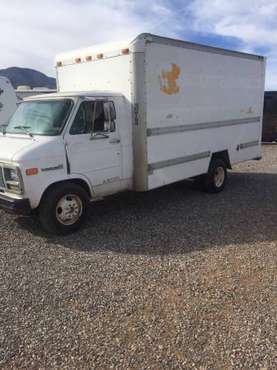 94 GMC Box truck - cars & trucks - by owner - vehicle automotive sale for sale in Cornville, AZ