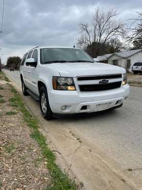 2007 Chevy suburban for sale in Fort Worth, TX