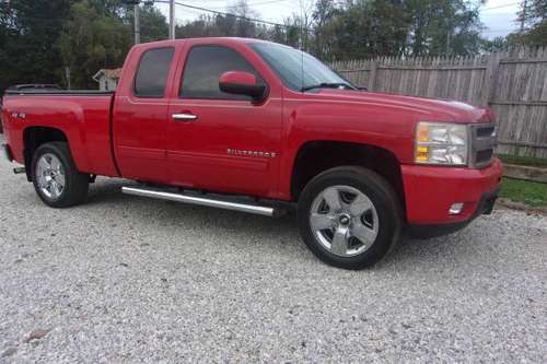 2009 Chevy Silverado ExtCab 4x4 Ltz 85k Miles for sale in East Canton, OH