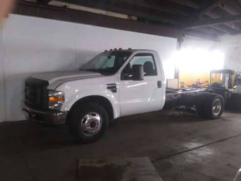 Cab and Chassis, Only 36K Miles, Ford F-350SD, Like New, Been in for sale in Midlothian, IL