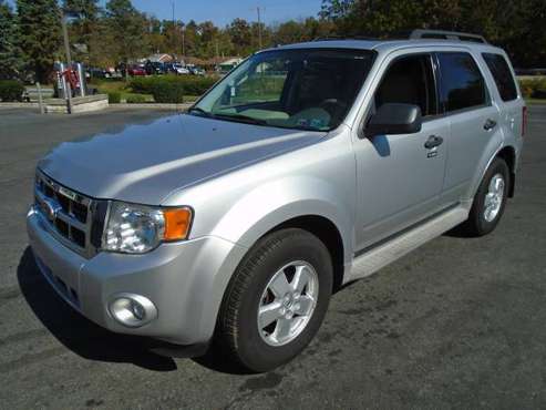 2010 FORD ESCAPE XLT 4X4 - cars & trucks - by dealer - vehicle... for sale in Elizabethtown, PA
