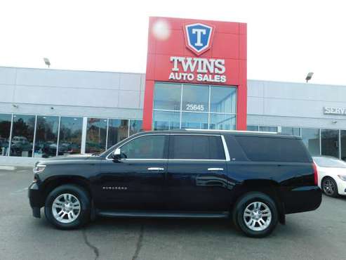 2017 CHEVROLET SUBURBAN LT**SUPER CLEAN**MUST SEE**FINANCING... for sale in redford, MI