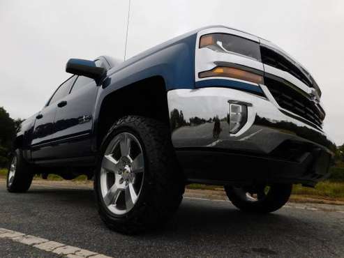 1 OWNR 3.5" LIFTED 16 CHEVY SILVERADO LT CREW 4X4 NEW 275/55/20... for sale in KERNERSVILLE, NC