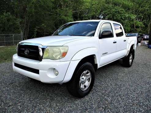 2005 Toyota Tacoma PreRunner V6! Wel maintained! No mechanical issues! for sale in Pittsboro, NC