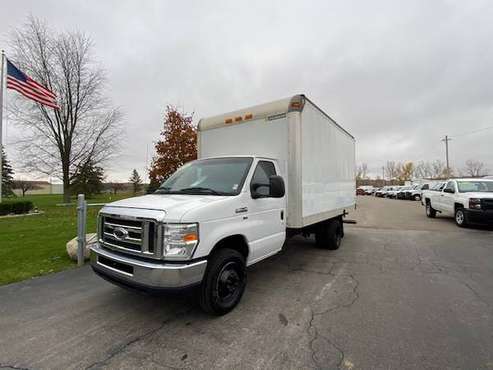 2012 Ford E-350 14' 6" Box Truck ***131K MILES*** - cars & trucks -... for sale in Swartz Creek,MI, IN