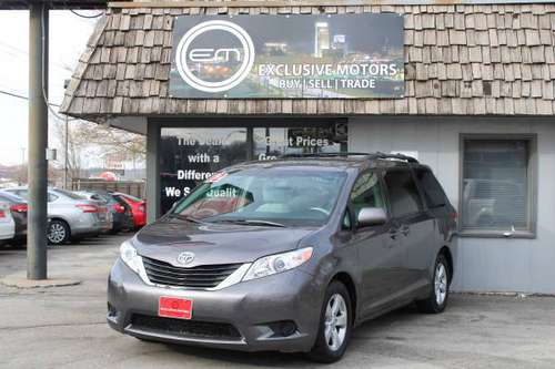 2012 Toyota Sienna LE 7 Passenger, Van, Only 55k, Great Price - cars... for sale in Omaha, NE