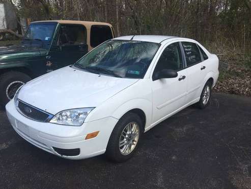! Southern no rust ! 2007 Ford Focus 4 dr at - - by for sale in Fairport, NY
