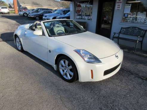 2004 Nissan 350Z Enthusiast Roadster - cars & trucks - by dealer -... for sale in Knoxville, TN