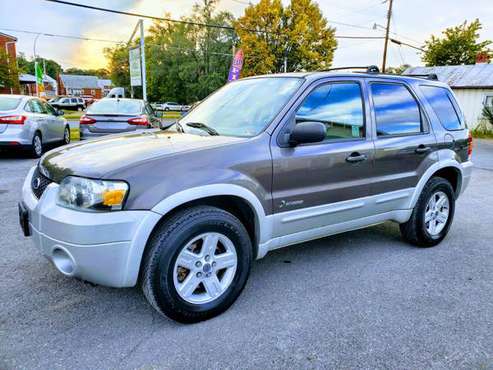 2005 FORD ESCAPE AWD Automatic Low Mileage 1-OWNER⭐+ 6 MONTH... for sale in Front Royal, VA