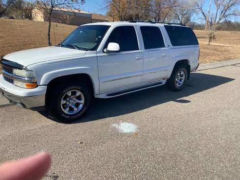 2001 Chevy Suburban - cars & trucks - by owner - vehicle automotive... for sale in Fort Riley, KS