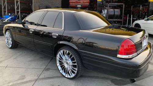((((MINT,cleanest Crown Vic out there! Super clean, low miles!)))))... for sale in Mesa, AZ