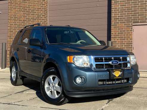 2012 FORD ESCAPE XLT / LOW MILES / SUPER NICE! - cars & trucks - by... for sale in Omaha, NE