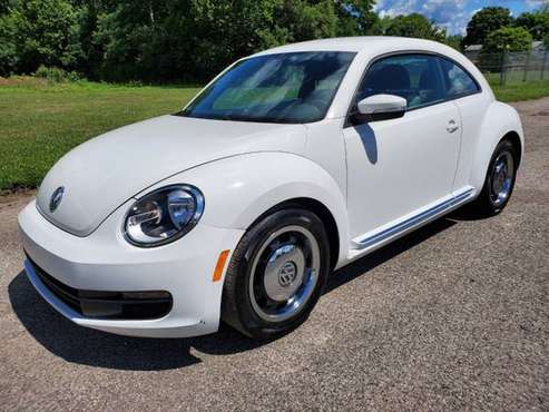 2012 Volkswagen Beetle Coupe Automatic 2.5L PZEV - cars & trucks -... for sale in Darington, PA