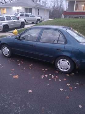 1998 Toyota Corolla - cars & trucks - by owner - vehicle automotive... for sale in Grand Rapids, MI