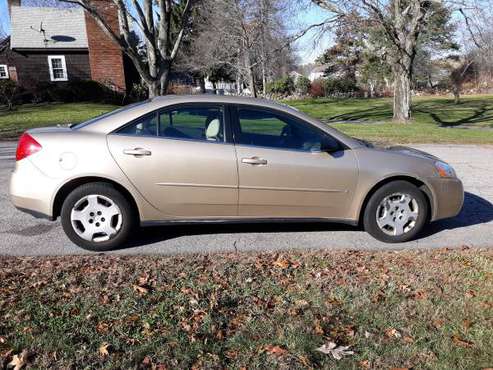 low mileage pontiac G6 - cars & trucks - by dealer - vehicle... for sale in Westwood, MA