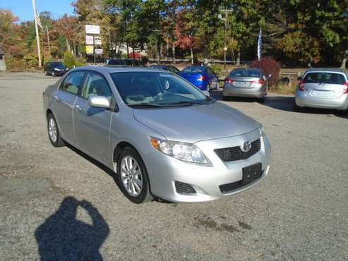 2009 toyota corolla /moon roof/one owner/mint - cars & trucks - by... for sale in Douglas, RI