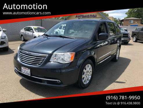 2014 Chrysler Town and Country Touring 4dr Mini Van Free Carfax on for sale in Roseville, CA