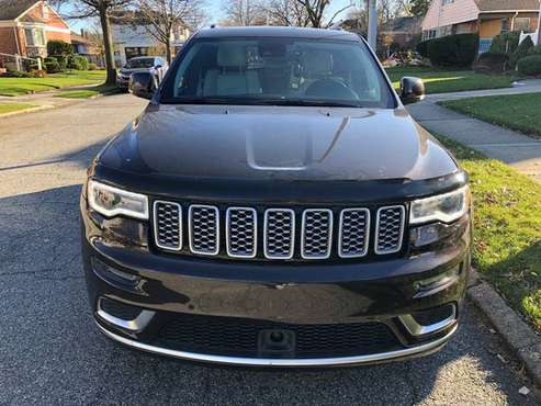 2017 Jeep Grand Cherokee Summit V8 - cars & trucks - by owner -... for sale in Flushing, NY