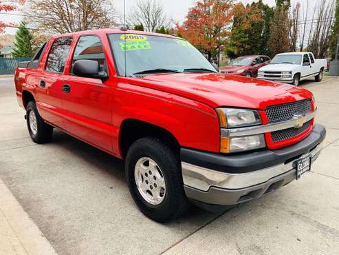 2005 CHEVROLET AVALANCHE 1500 Z71 4X4**SALE** - cars & trucks - by... for sale in Portland, OR