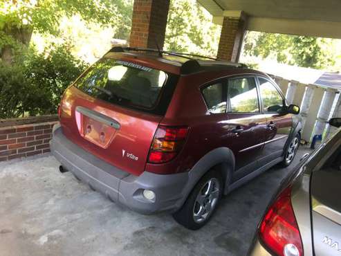 Pontiac/ Vibe 2004 stick shift Runs Great ! for sale in Clarksville, TN