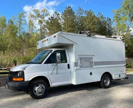 2005 Chevy express cutaway for sale in Midlothian, VA