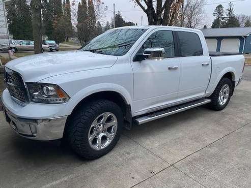 2018 Ram 1500 Laramie 4x4 Crew Cab - cars & trucks - by dealer -... for sale in Nora Springs, IA