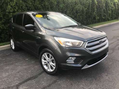 2017 FORD ESCAPE SE $1000 DOWN *BAD CREDIT* NO CREDIT*NO PROBLEM -... for sale in Whitehall, OH