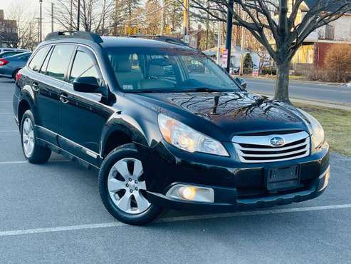 2012 Subaru Outback Premium 2 5 1 Owner for sale in Latham, NY