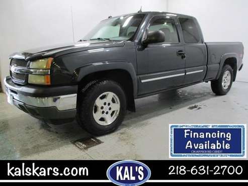 2005 Chevrolet Silverado 1500 Z71 4WD extended cab truck for sale in Wadena, ND
