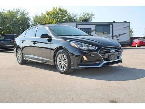 2019 Hyundai Sonata SE - sedan - cars & trucks - by dealer - vehicle... for sale in Bartlesville, OK