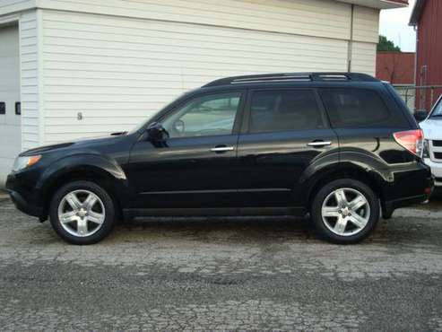 10 Subaru Forester - - by dealer - vehicle automotive for sale in Canton, OH