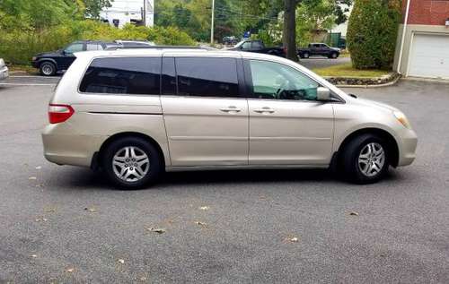 Cute 2006 Honda odyssey 125k, 7 seater, leather, automatic doors for sale in Waltham, MA