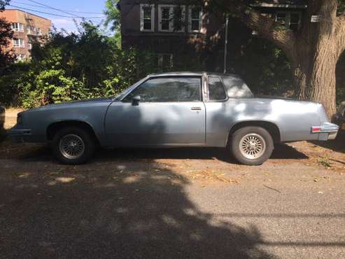 1988 OLDSM Cutlass Supreme - cars & trucks - by owner - vehicle... for sale in Bronx, NY