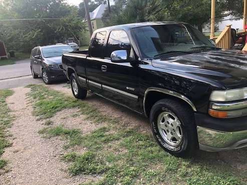 2001 Chevrolet Silverado 1500 - cars & trucks - by owner - vehicle... for sale in Lockhart, TX