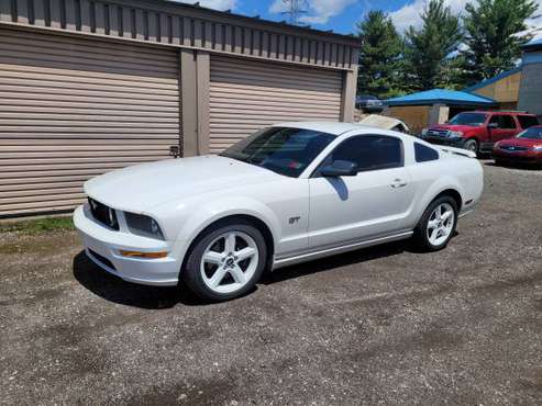 06 mustang GT 5sp for sale in Duquesne, PA