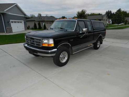 1997 Ford F250HD XLT, Extended Cab, Short Box w/Topper for sale in Eau Claire, WI