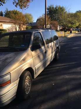 94 CHRYSLER T&C VAN - cars & trucks - by owner - vehicle automotive... for sale in Fort Worth, TX