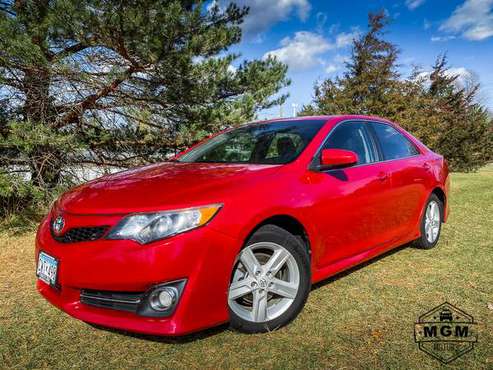 2014 TOYOTA CAMRY - cars & trucks - by dealer - vehicle automotive... for sale in Oak Grove, MN