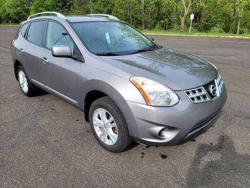 2012 Nissan Rouge SV AWD 168kmiles, Clean Carfax, 1 owner! - cars & for sale in Feasterville Trevose, PA
