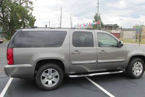 2007 GMC YUKON XL - cars & trucks - by dealer - vehicle automotive... for sale in Michigan City, IL