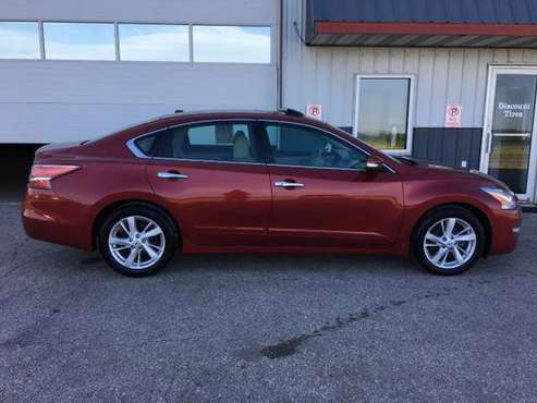 2015 Nissan Altima 2.5 SV - cars & trucks - by dealer - vehicle... for sale in Iowa City, IA