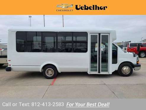 2012 Chevy Chevrolet Express 4500 Base hatchback Summit White - cars for sale in Jasper, IN